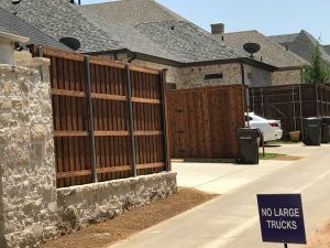 Wood Fences From Easton Fencing Rockwall